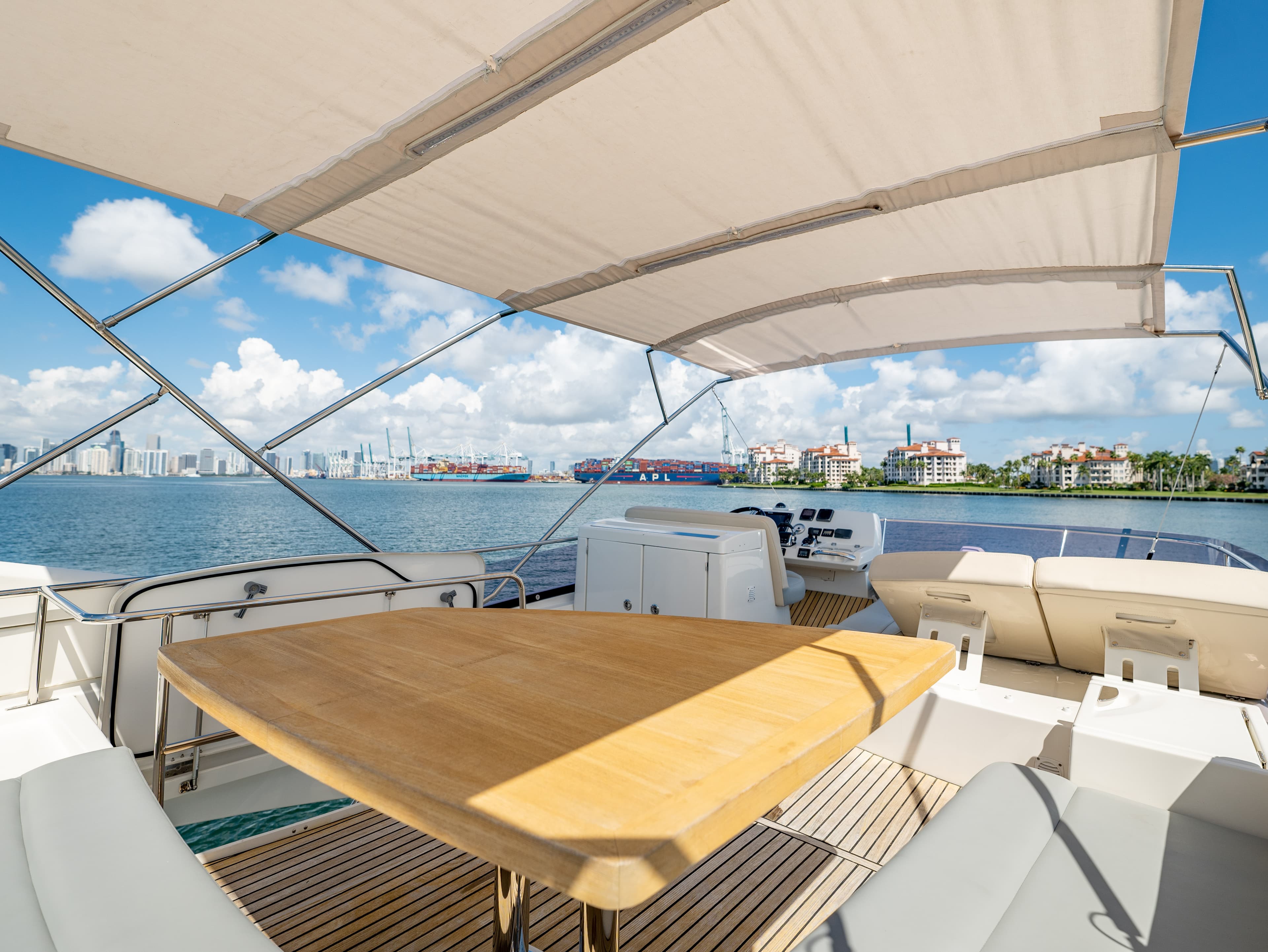 52 ft Prestige Yacht - Media 9