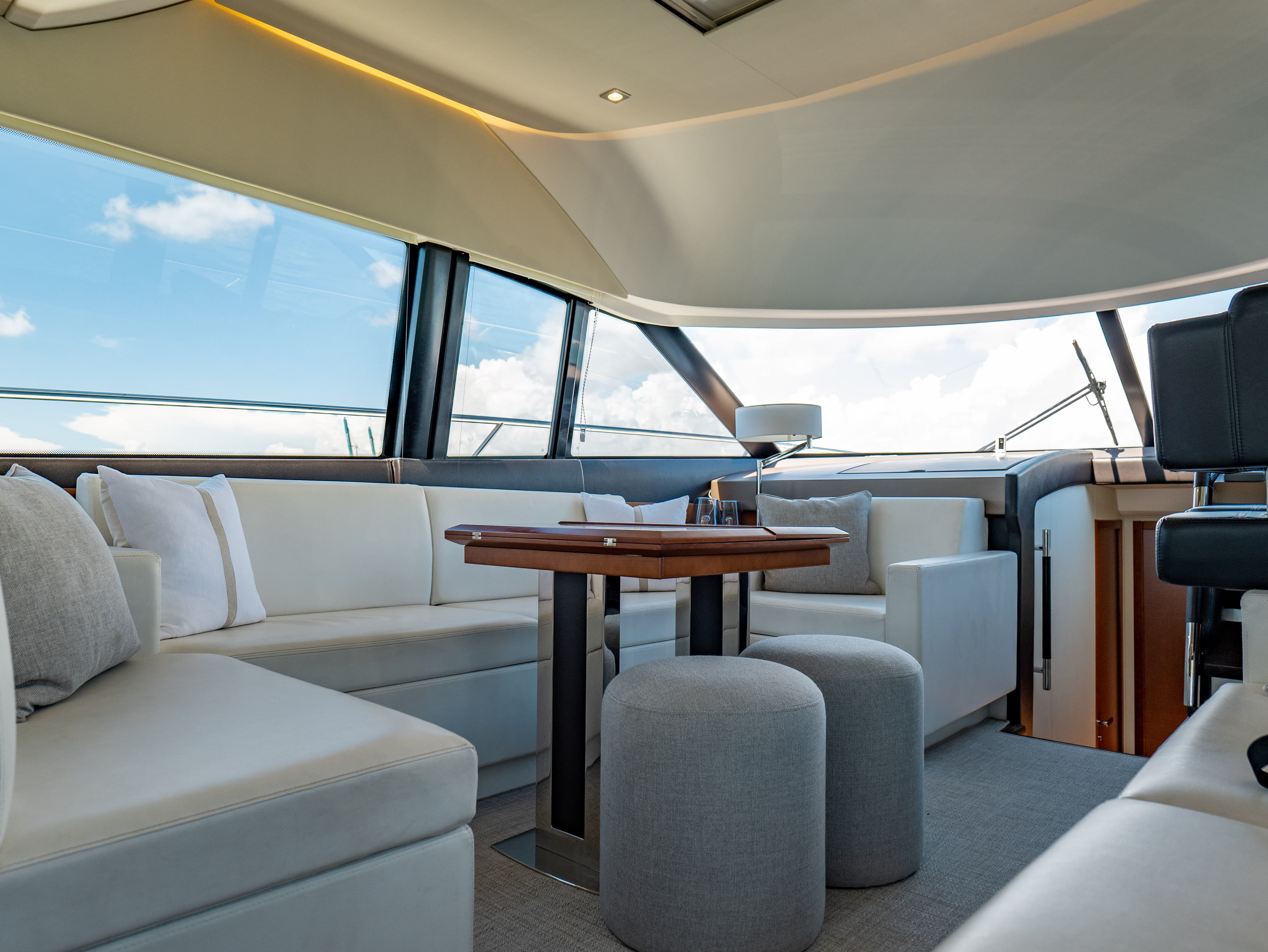 52 ft Prestige Yacht - Media 13