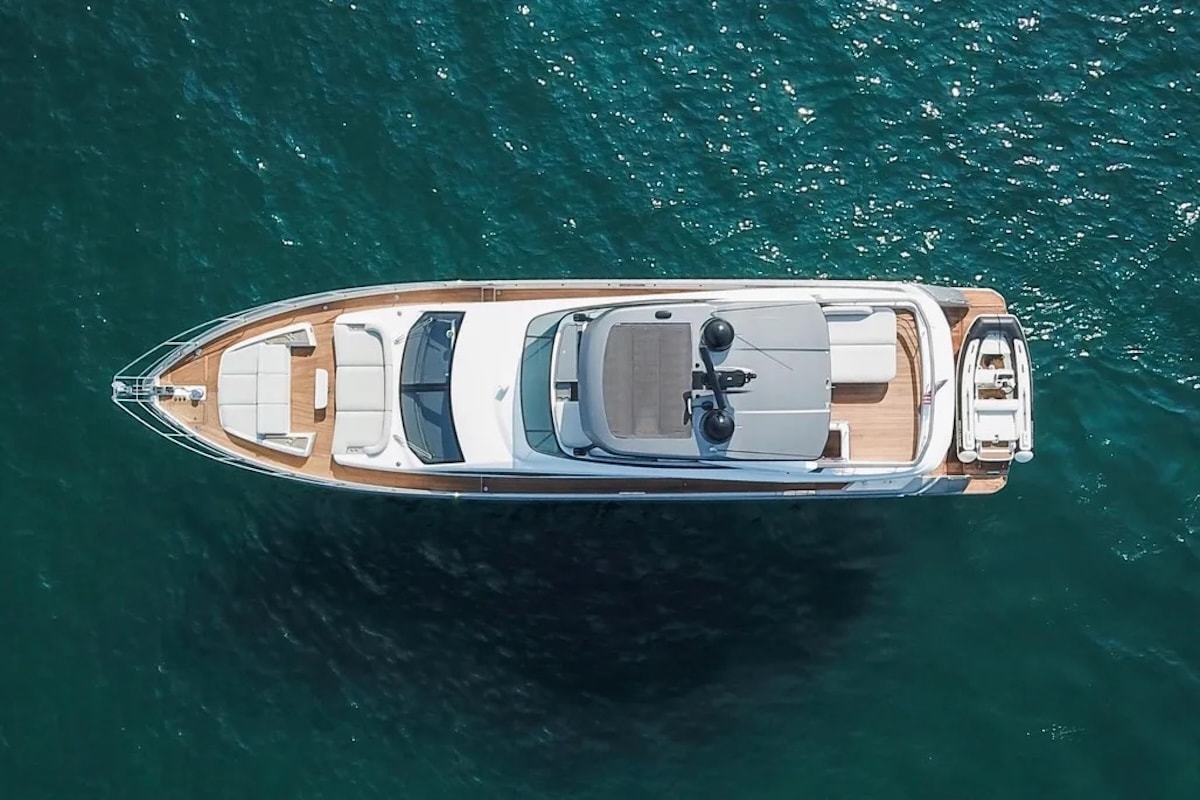 70 ft Azimut Fly "spysea"