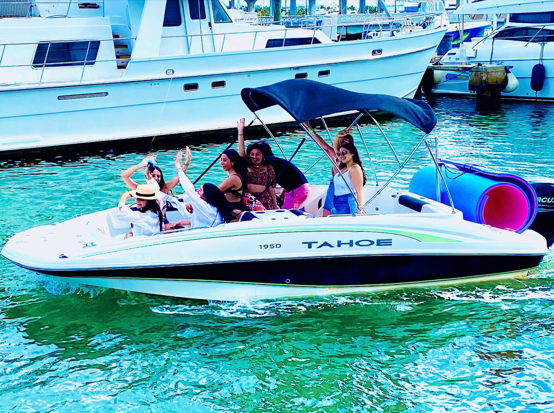 Fun Boat - Media 3